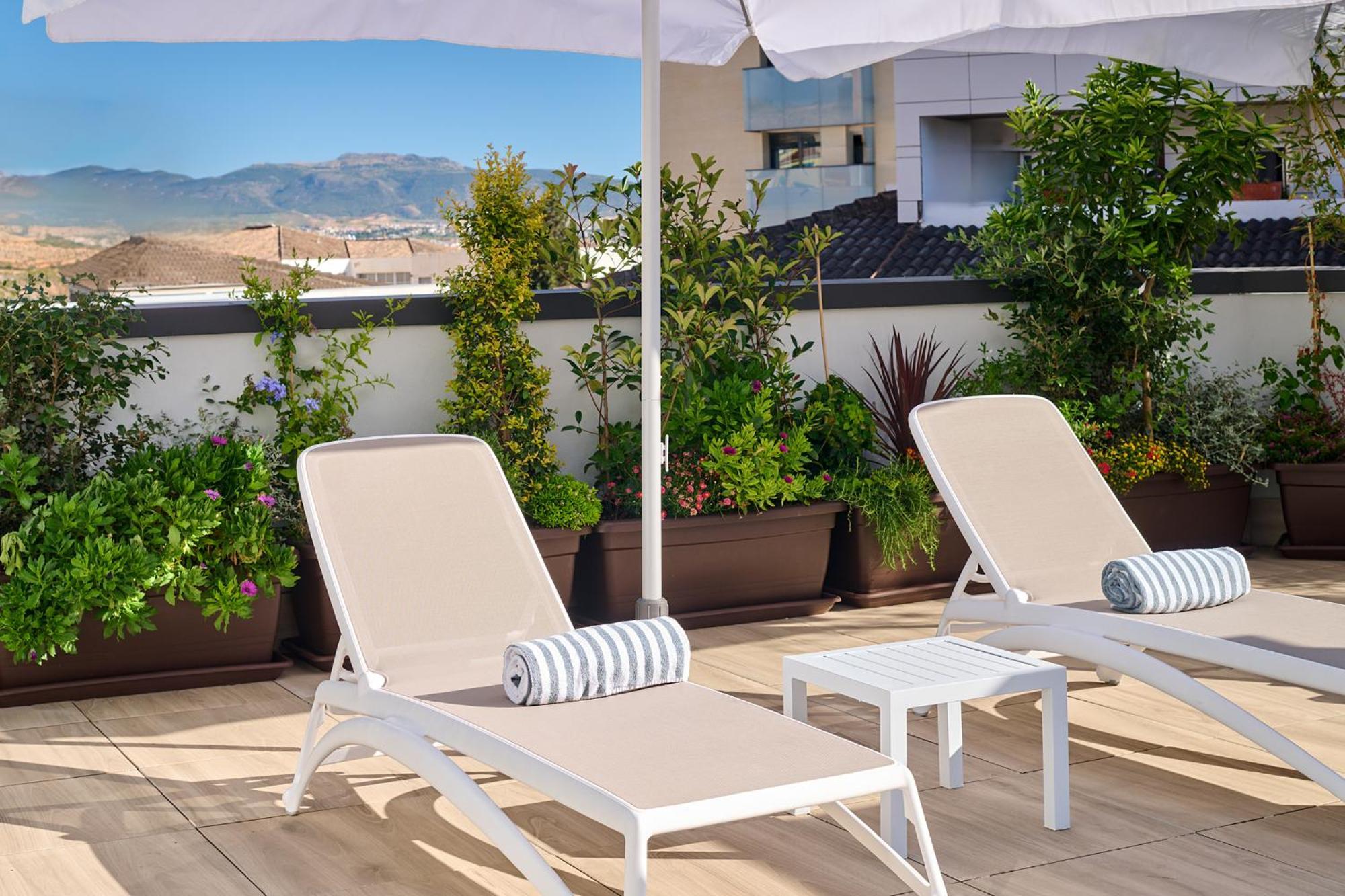 Apartamentos Luna Suites Granada Exterior foto